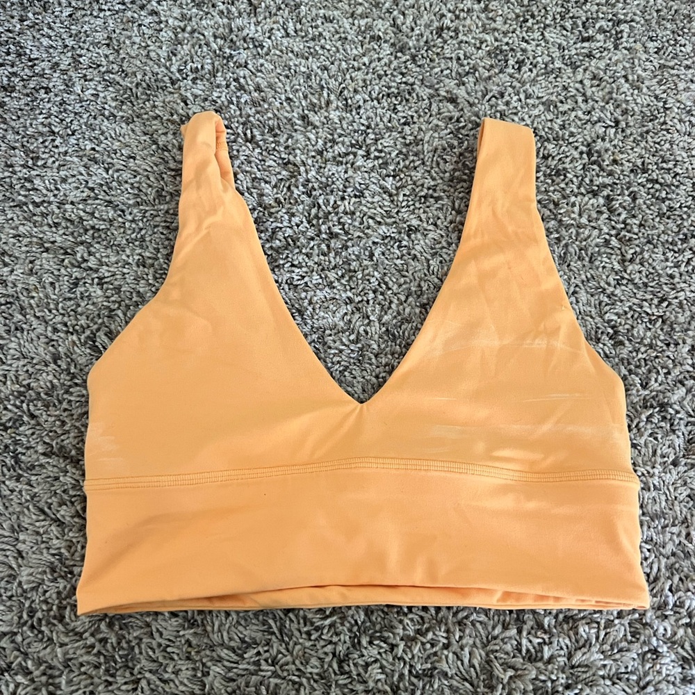 Lululemon sports bra